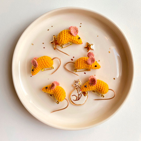 Брошь "Лавандовая Мышка"